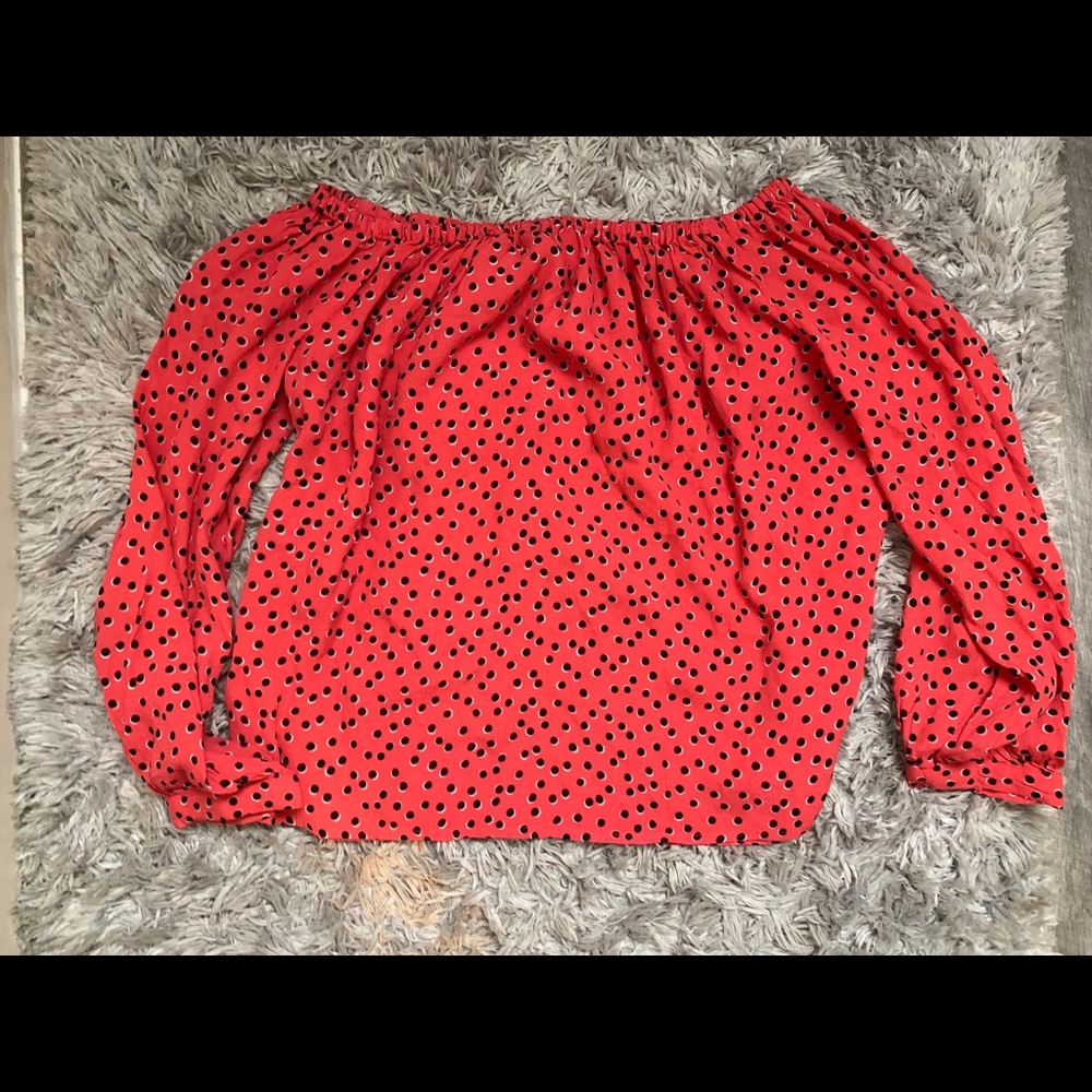 NWOT Gap off the shoulder blouse